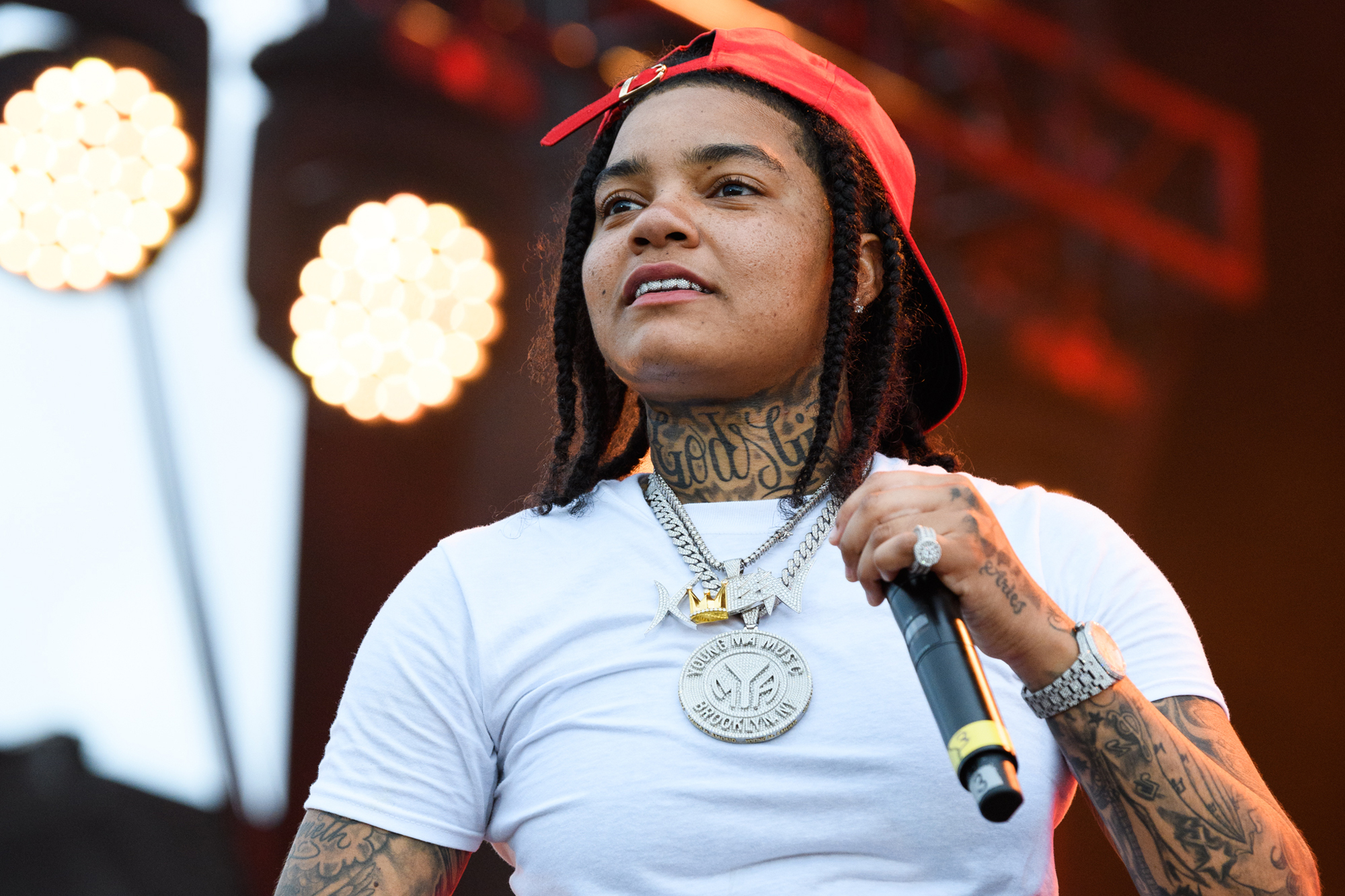 AFTER TWITTER HAS A FIELD DAY, YOUNG M.A EXPLAINS HER PREGNANCY SITUATION.