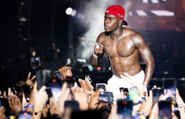 AT ROLLING LOUD MIAMI, DABABY BRINGS OUT MEGAN THEE STALLION’S NEMESIS TORY LANEZ – GETS SHOE THROWN AT HIS HEAD