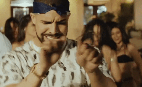 IN RESPONSE TO FANS DISSING HIS HAIRCUT, DRAKE REVEALS HE HAD COVID-19