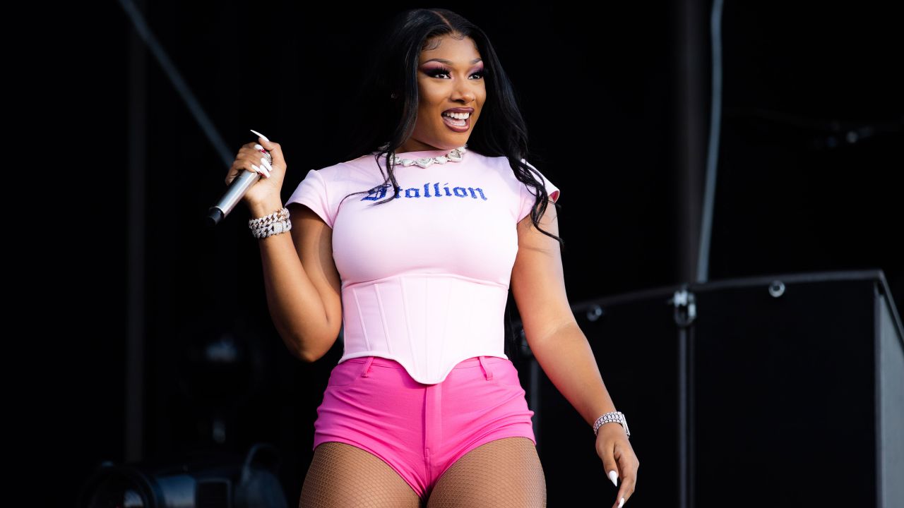 AS 1501 BEEF CONTINUES, MEGAN THEE STALLION BLASTS AKADEMIKS FOR ‘LYING’ ABOUT TORY LANEZ DNA.