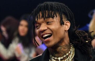 After being trapped in an elevator for three hours, SWAE LEE is rescued: ‘I’M FUCKING HOT & EXHAUSTED’