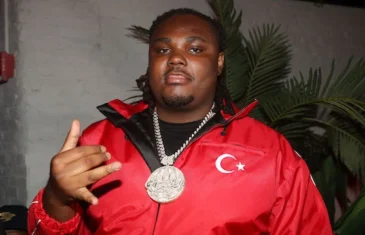 TEE GRIZZLEY SAYS HE BEAT A ROBBERY CHARGE BY STUDYING LAW IN PRISON