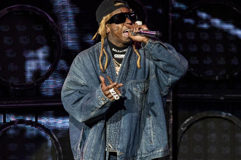 After an object is thrown at him on stage, Lil Wayne threatens to leave the show