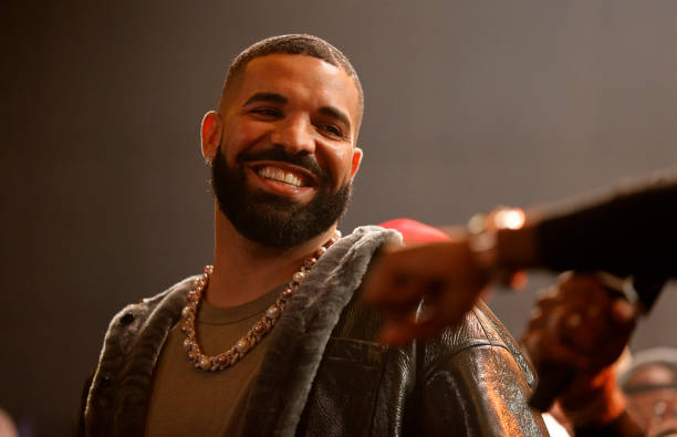 DRAKE AND 21 SAVAGE SUED FOR $4 MILLION OVER FAKE “VOGUE” COVER